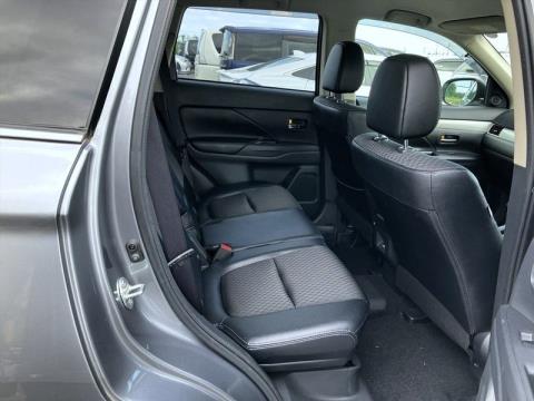 2014 Mitsubishi Outlander - Thumbnail