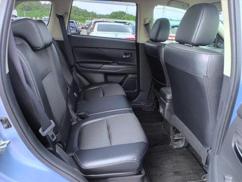 2013 Mitsubishi Outlander - Thumbnail