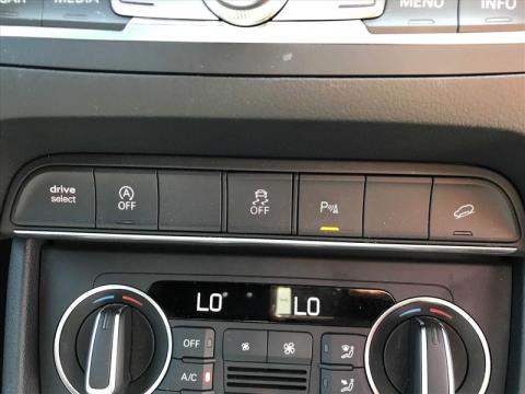 2017 Audi Q3 - Thumbnail