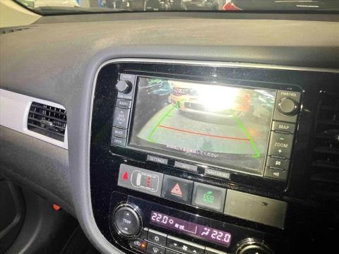 2015 Mitsubishi Outlander - Thumbnail