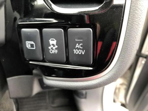 2015 Mitsubishi Outlander - Thumbnail