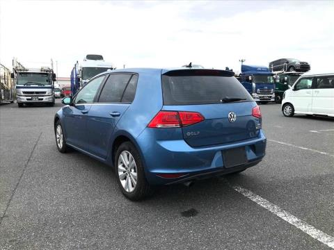 2014 Volkswagen Golf - Thumbnail