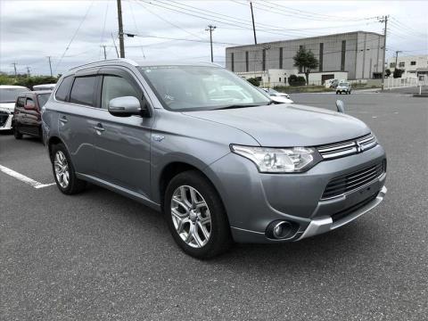 2014 Mitsubishi Outlander - Thumbnail