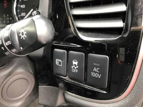 2014 Mitsubishi Outlander - Thumbnail