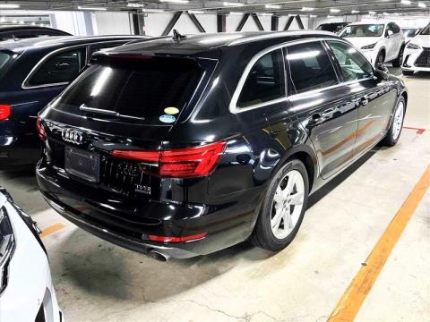 2016 Audi A4 - Thumbnail