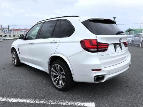 2017 BMW X5 - Thumbnail