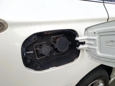 2014 Mitsubishi Outlander - Thumbnail