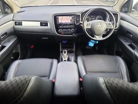 2014 Mitsubishi Outlander - Thumbnail