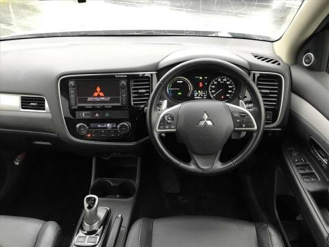 2013 Mitsubishi Outlander - Thumbnail