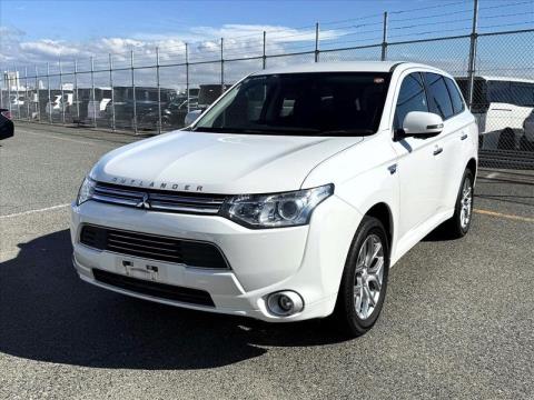 2014 Mitsubishi Outlander - Thumbnail