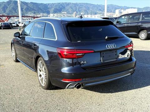 2018 Audi A4 - Thumbnail