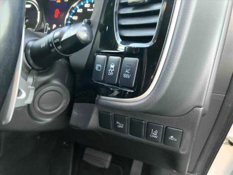 2015 Mitsubishi Outlander - Thumbnail