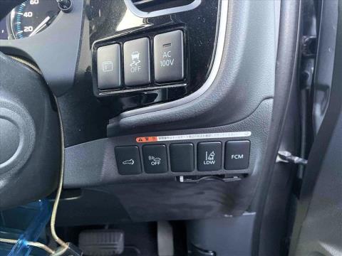 2015 Mitsubishi Outlander - Thumbnail