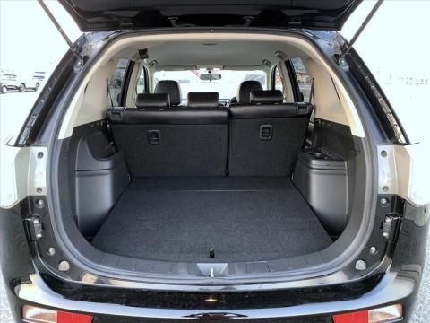 2013 Mitsubishi Outlander - Thumbnail