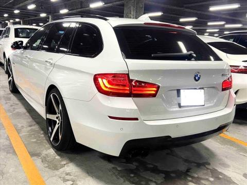 2017 BMW 523i - Thumbnail