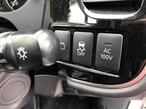 2015 Mitsubishi Outlander - Thumbnail