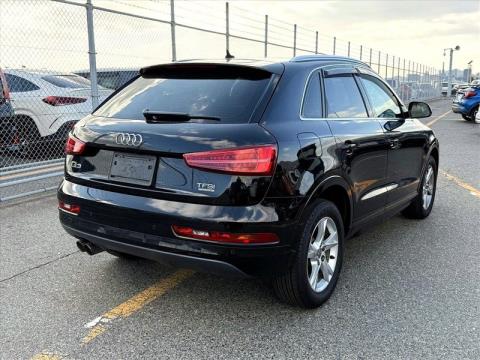 2016 Audi Q3 - Thumbnail