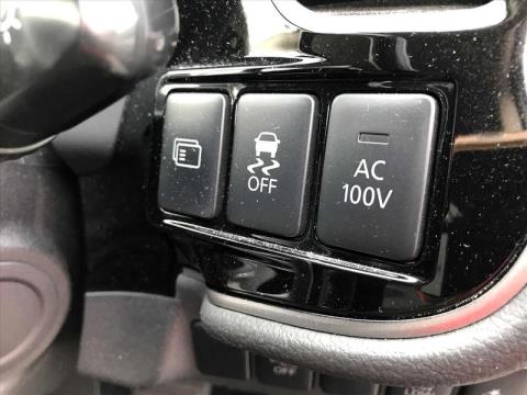 2015 Mitsubishi Outlander - Thumbnail