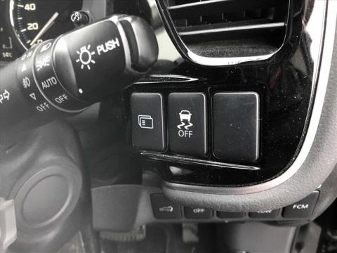 2015 Mitsubishi Outlander - Thumbnail