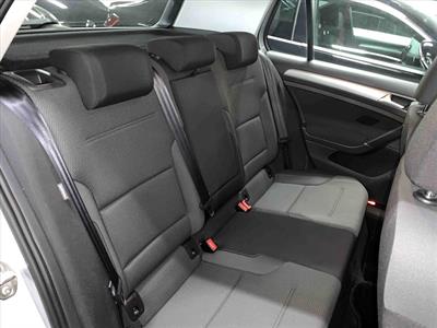 2014 Volkswagen Golf - Thumbnail