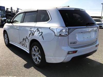 2014 Mitsubishi OUTLANDER - Thumbnail