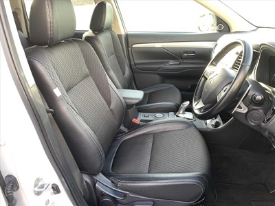 2014 Mitsubishi OUTLANDER - Thumbnail