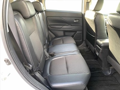 2014 Mitsubishi OUTLANDER - Thumbnail