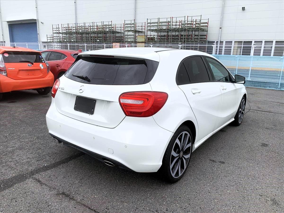 2014 Mercedes-Benz A 180