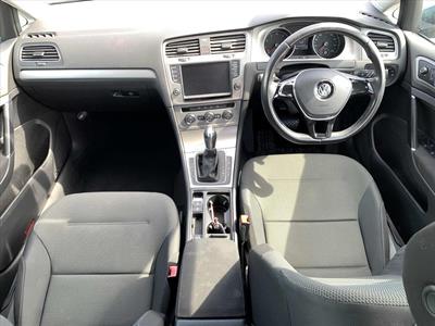 2015 Volkswagen Golf - Thumbnail