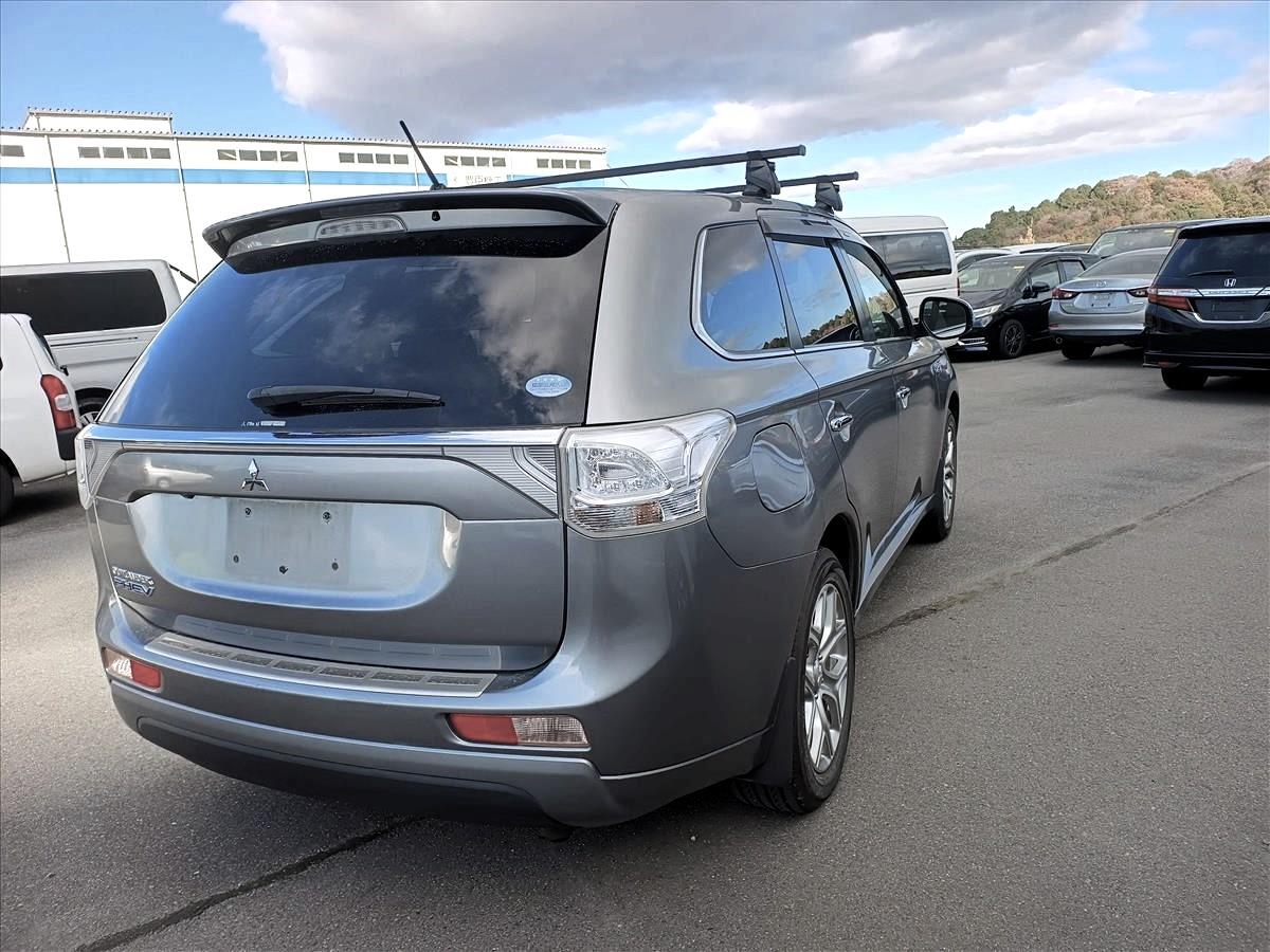 2013 Mitsubishi OUTLANDER