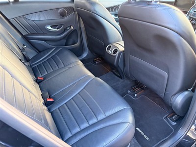 2016 Mercedes-Benz GLC 250 AMG PKG 4MATIC - Thumbnail
