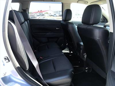 2015 Mitsubishi OUTLANDER - Thumbnail