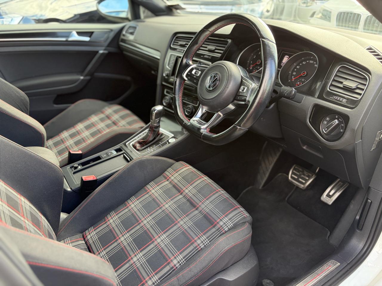 2013 Volkswagen Golf