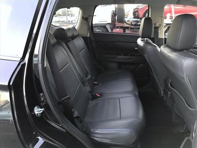 2017 Mitsubishi OUTLANDER - Thumbnail