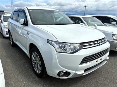 2014 Mitsubishi OUTLANDER - Thumbnail
