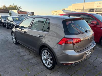 2014 Volkswagen Golf - Thumbnail