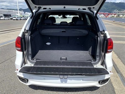 2018 BMW X5 - Thumbnail