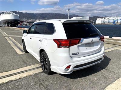 2015 Mitsubishi OUTLANDER - Thumbnail