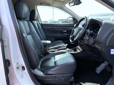 2015 Mitsubishi OUTLANDER - Thumbnail