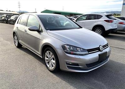 2013 Volkswagen Golf - Thumbnail